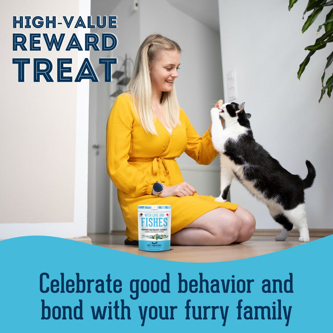 Premium Dehydrated Sardines Treat For Dogs & Cats