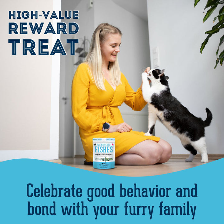 Premium Dehydrated Sardines Treat For Dogs & Cats